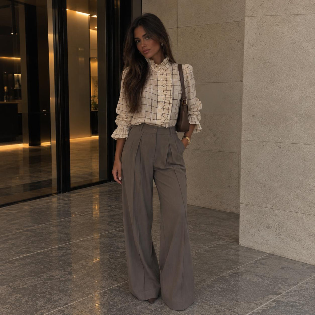 Camila | Blusa Cuadros Crema · Volantes & Cuello Fruncido