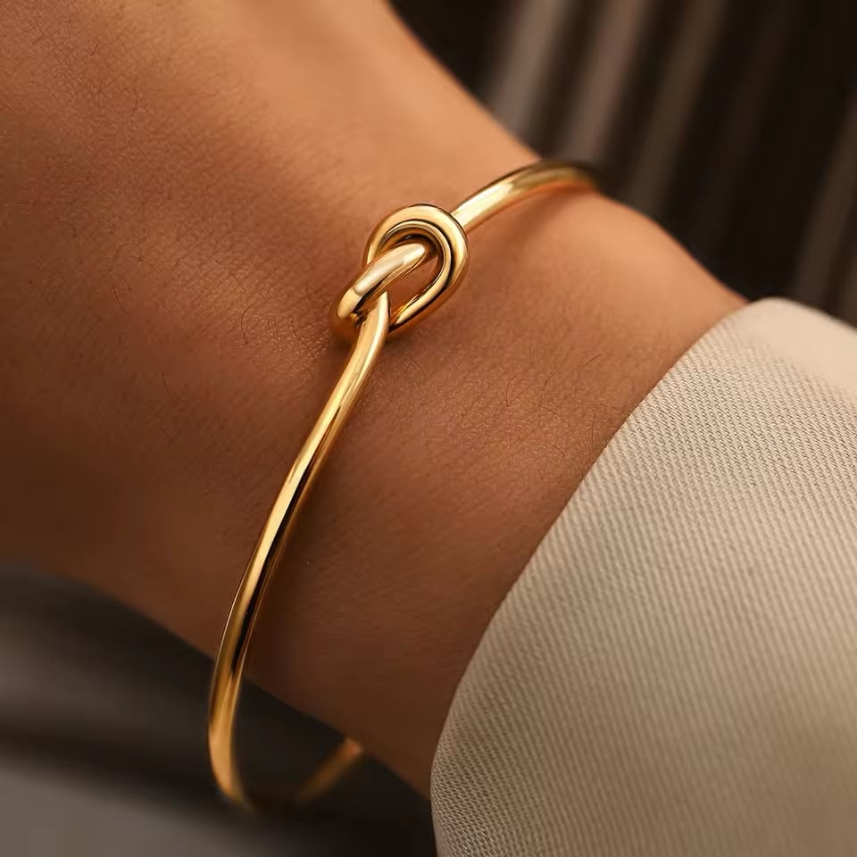 Noelia | Pulsera dorada de nudo